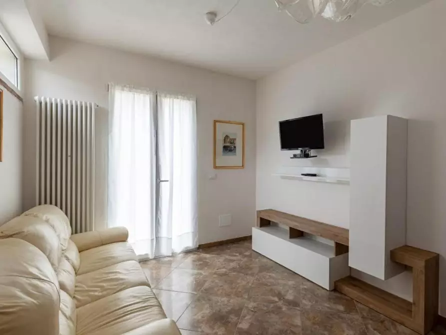 Immagine 8 di Casa semindipendente in vendita  a Carrara