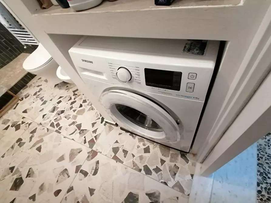 Immagine 14 di Terratetto in vendita  a Capraia E Limite