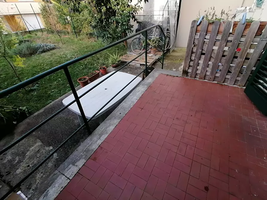 Immagine 28 di Terratetto in vendita  a Capraia E Limite