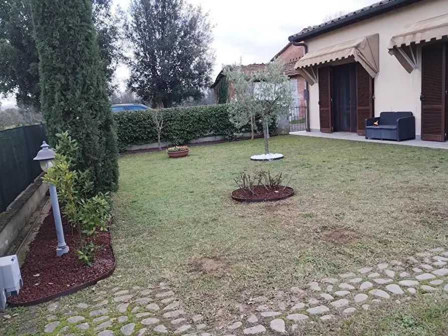 Immagine 14 di Villetta a schiera in vendita  a Castelfranco Di Sotto