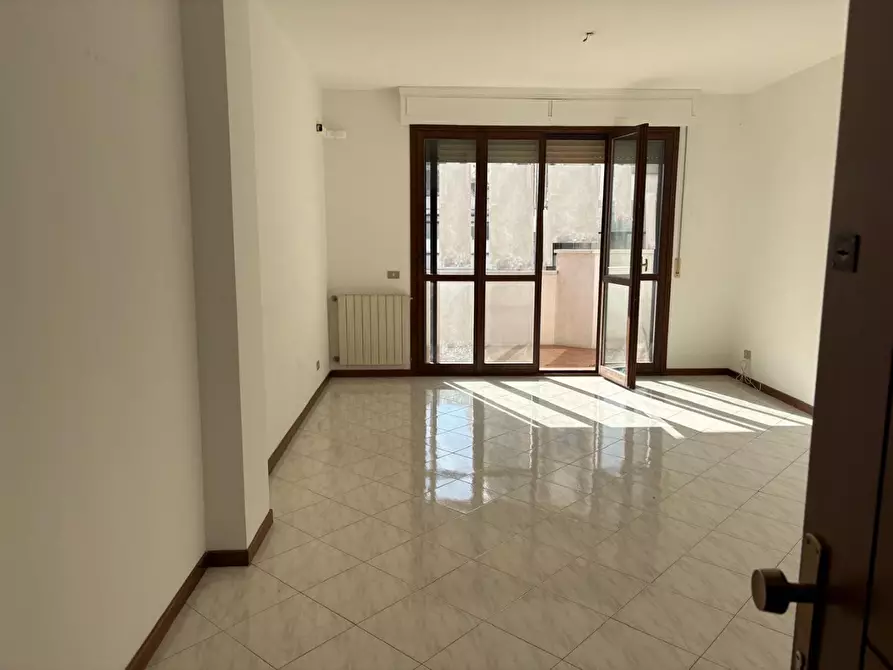 Immagine 13 di Appartamento in vendita  a Cascina