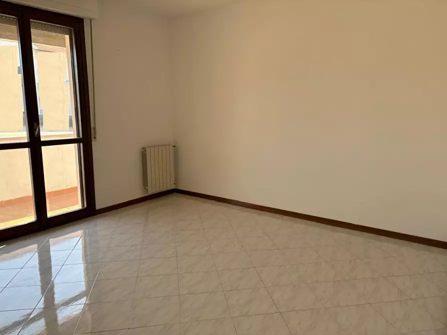 Immagine 20 di Appartamento in vendita  a Cascina