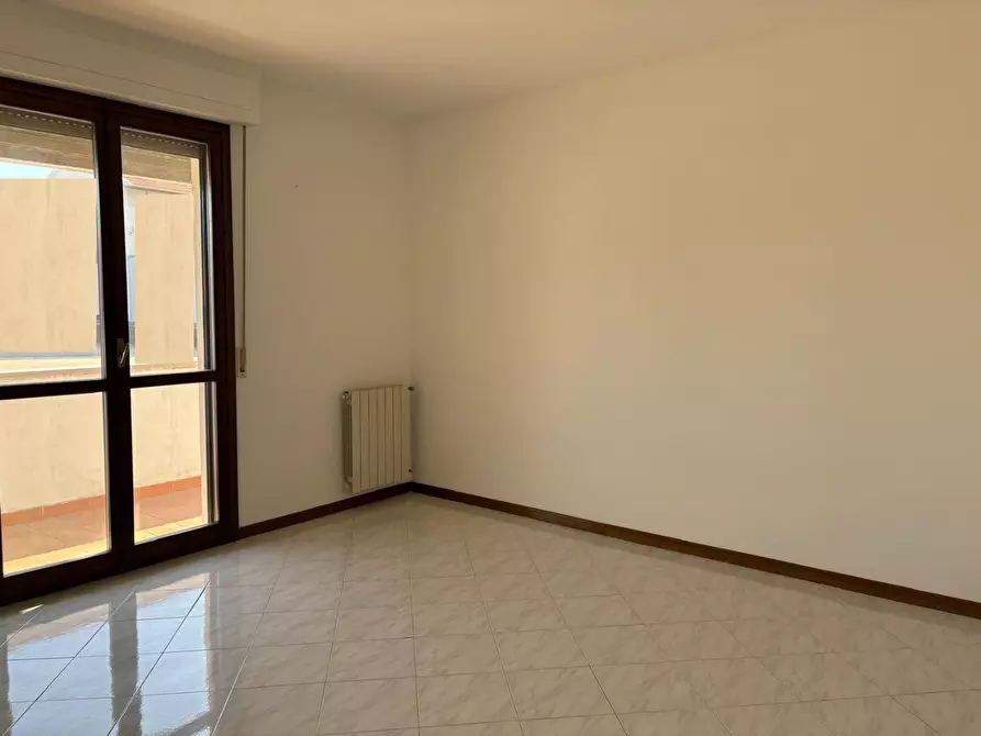 Immagine 19 di Appartamento in vendita  a Cascina