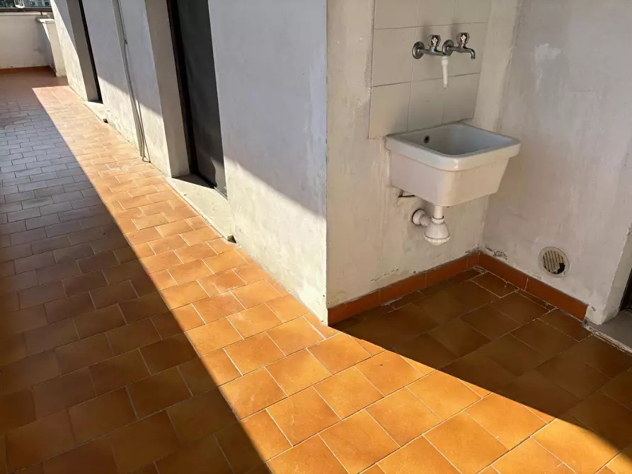 Immagine 5 di Appartamento in vendita  a Cascina