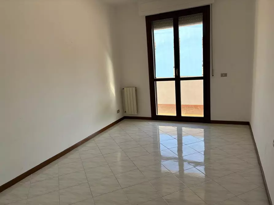 Immagine 18 di Appartamento in vendita  a Cascina