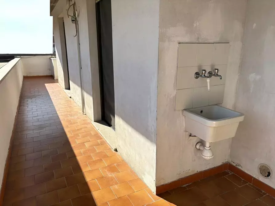 Immagine 6 di Appartamento in vendita  a Cascina