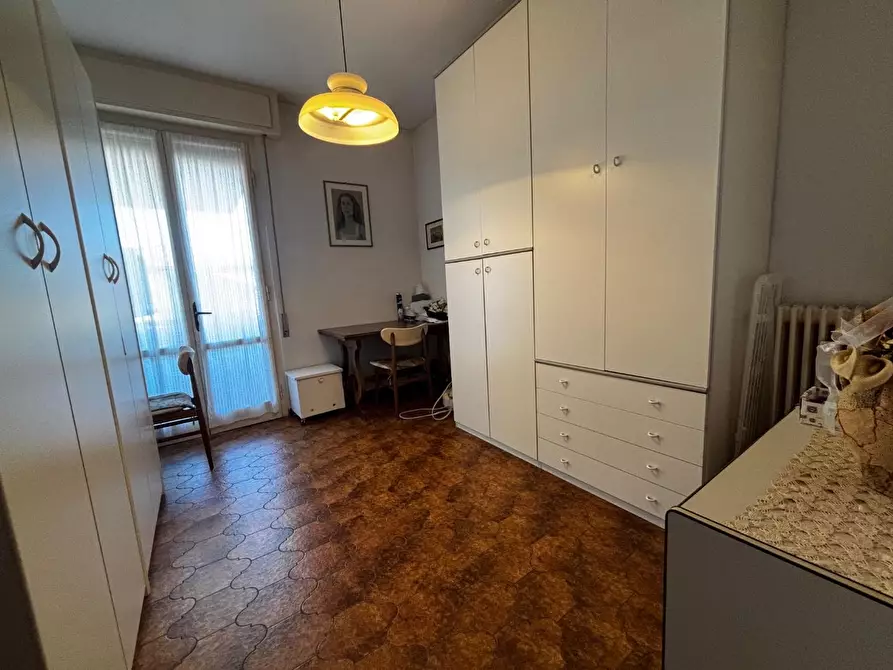 Immagine 12 di Appartamento in vendita  a Pisa