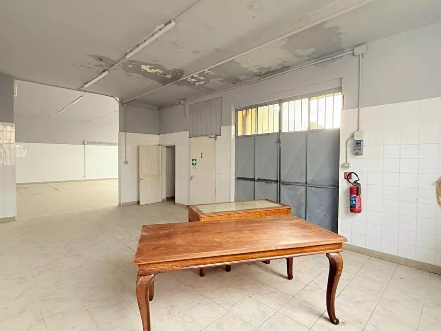 Immagine 7 di Attività artigianale in vendita  a Uzzano