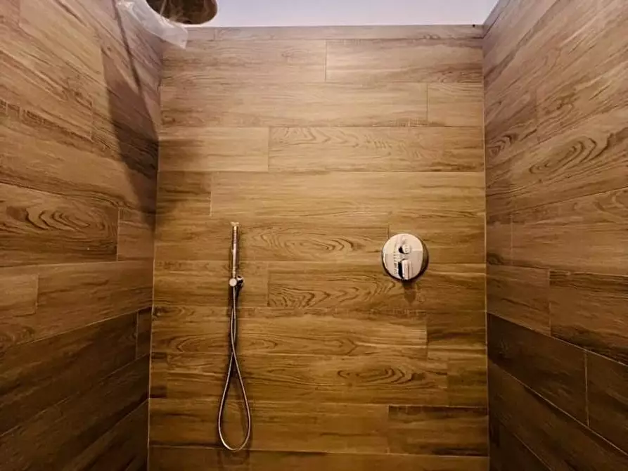 Immagine 6 di Appartamento in vendita  a Cecina