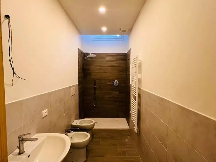 Immagine 5 di Appartamento in vendita  a Cecina