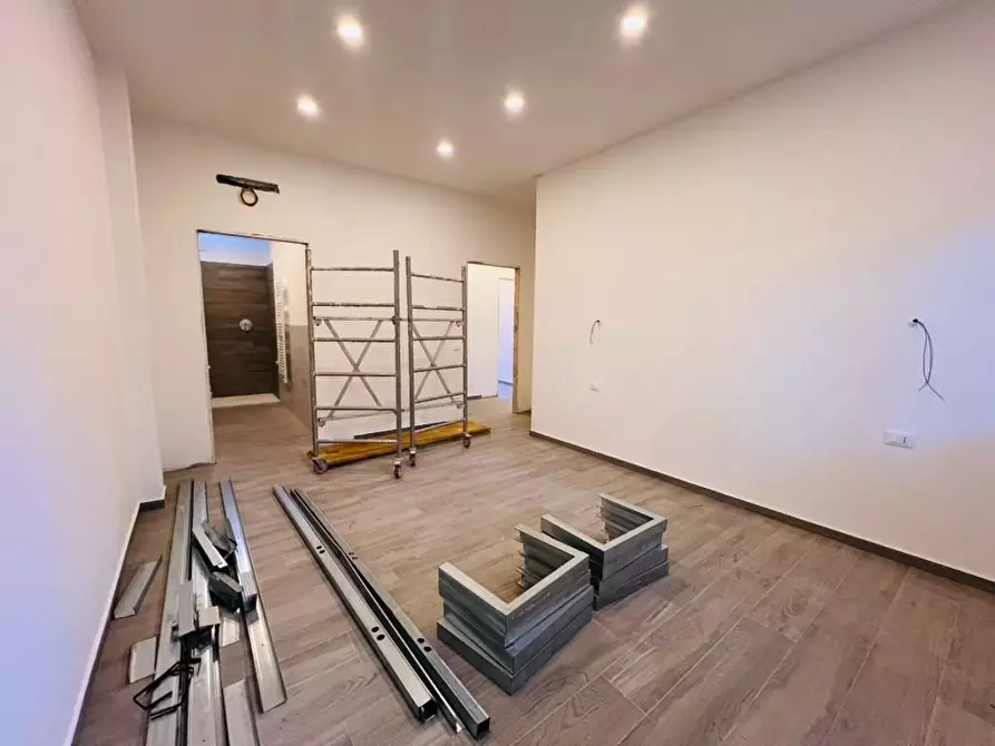 Immagine 1 di Appartamento in vendita  a Cecina