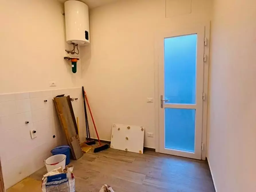 Immagine 16 di Appartamento in vendita  a Cecina