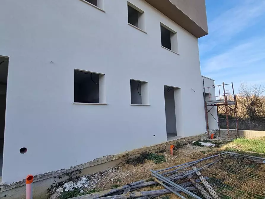 Immagine 6 di Appartamento in vendita  a Collesalvetti