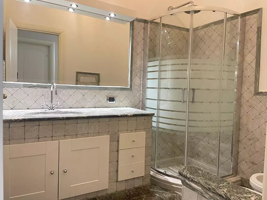 Immagine 17 di Appartamento in vendita  a Seravezza