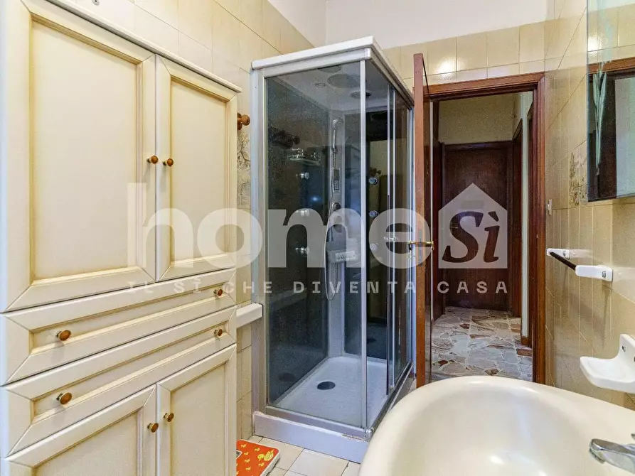 Immagine 24 di Appartamento in vendita  a Gravina Di Catania