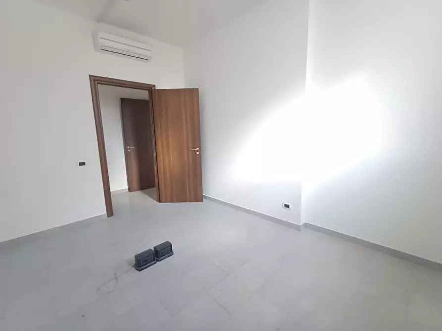 Immagine 21 di Ufficio in vendita  a Poggibonsi