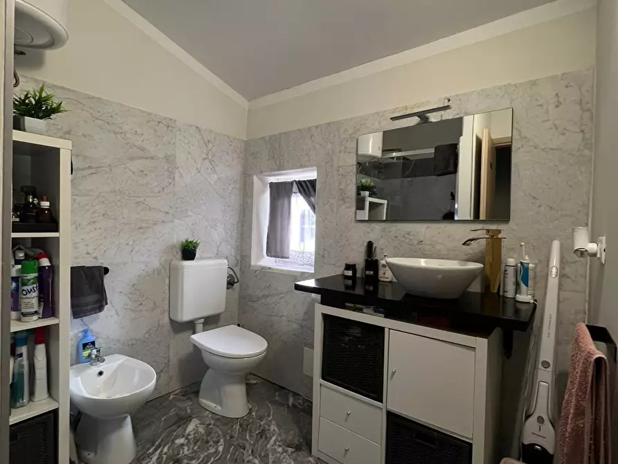 Immagine 7 di Casa indipendente in vendita  a Massa