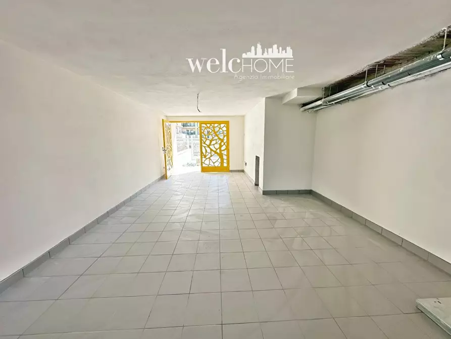 Immagine 36 di Villetta a schiera in vendita  a Campi Bisenzio