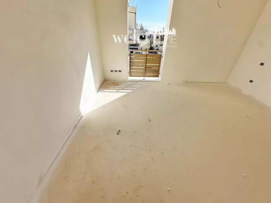 Immagine 13 di Villetta a schiera in vendita  a Campi Bisenzio