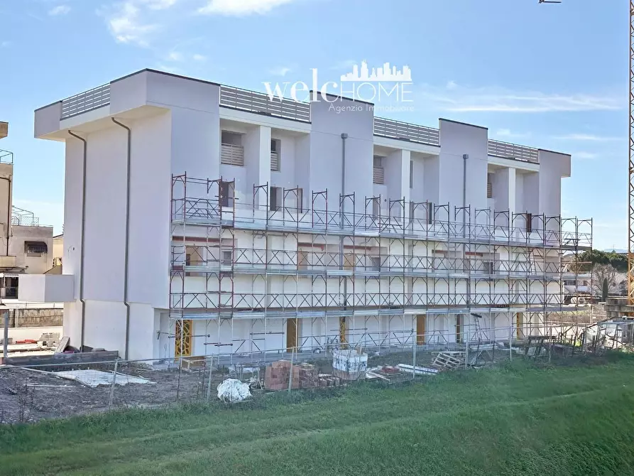 Immagine 40 di Villetta a schiera in vendita  a Campi Bisenzio