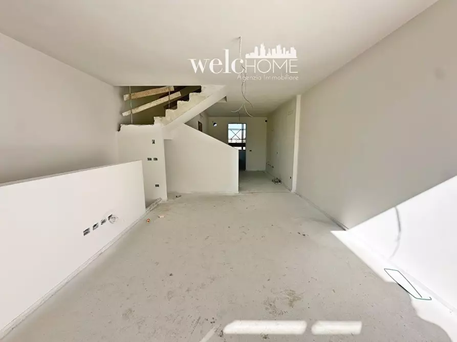 Immagine 34 di Villetta a schiera in vendita  a Campi Bisenzio