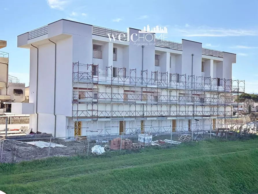 Immagine 4 di Villetta a schiera in vendita  a Campi Bisenzio