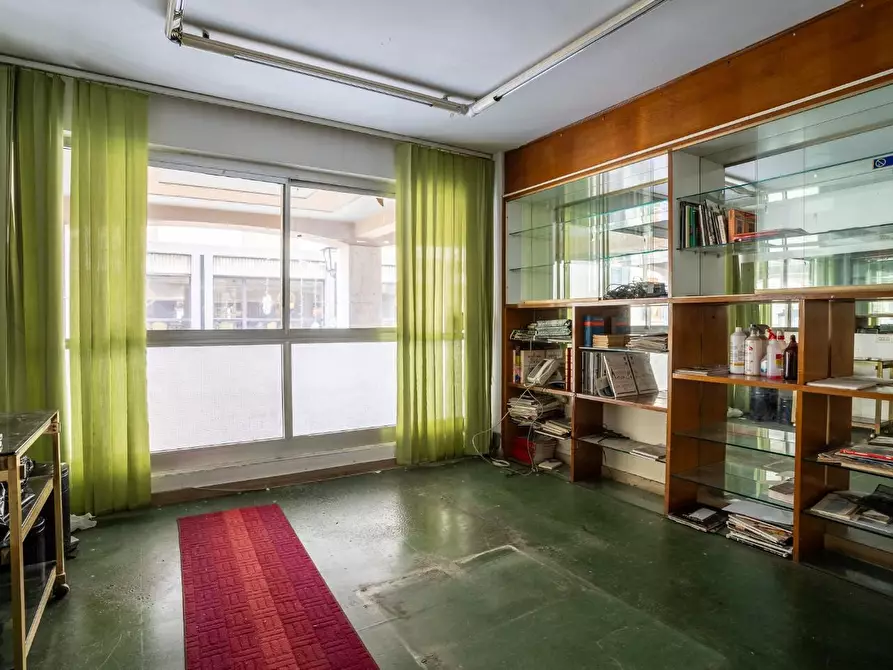 Immagine 10 di Ufficio in affitto  a Empoli