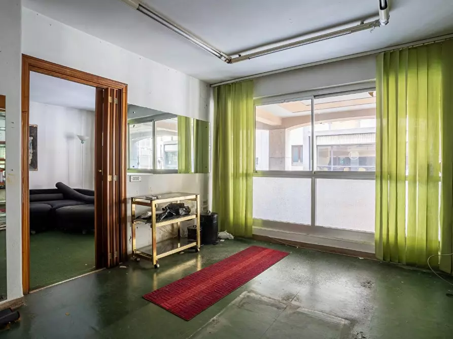 Immagine 12 di Ufficio in affitto  a Empoli