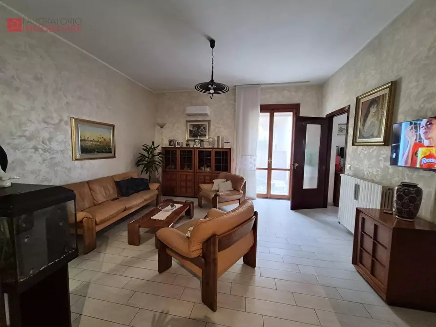 Immagine 14 di Casa indipendente in vendita  a Lecce