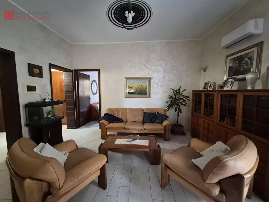 Immagine 11 di Casa indipendente in vendita  a Lecce