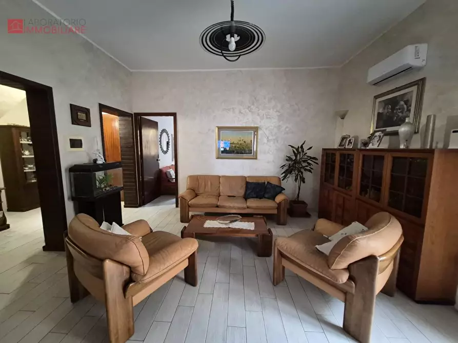 Immagine 12 di Casa indipendente in vendita  a Lecce