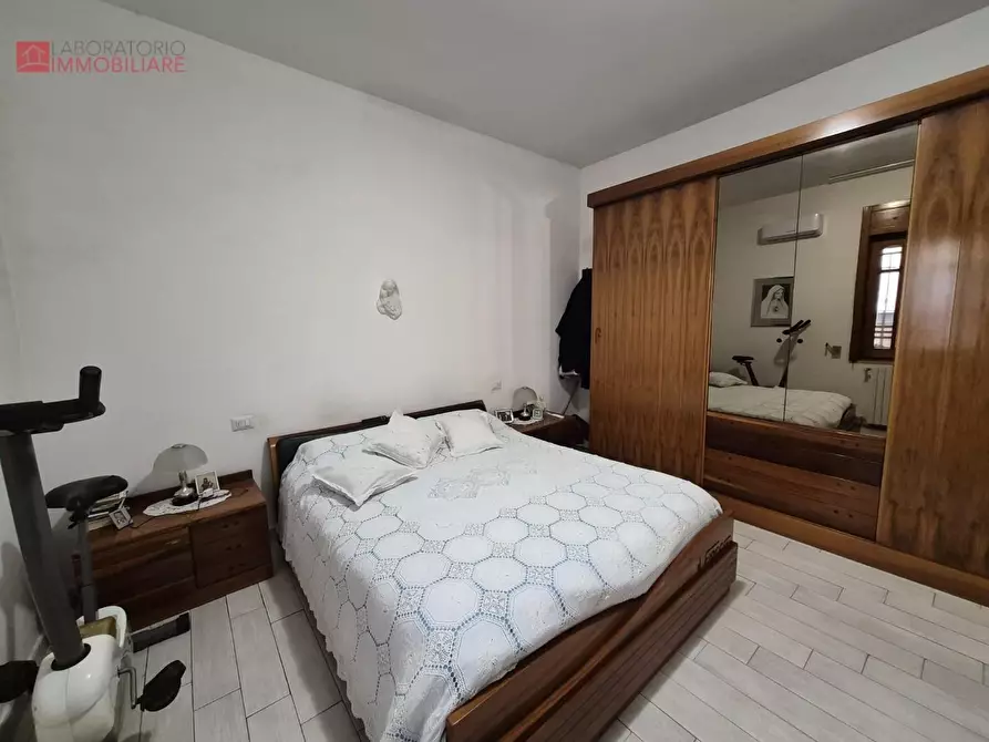 Immagine 24 di Casa indipendente in vendita  a Lecce