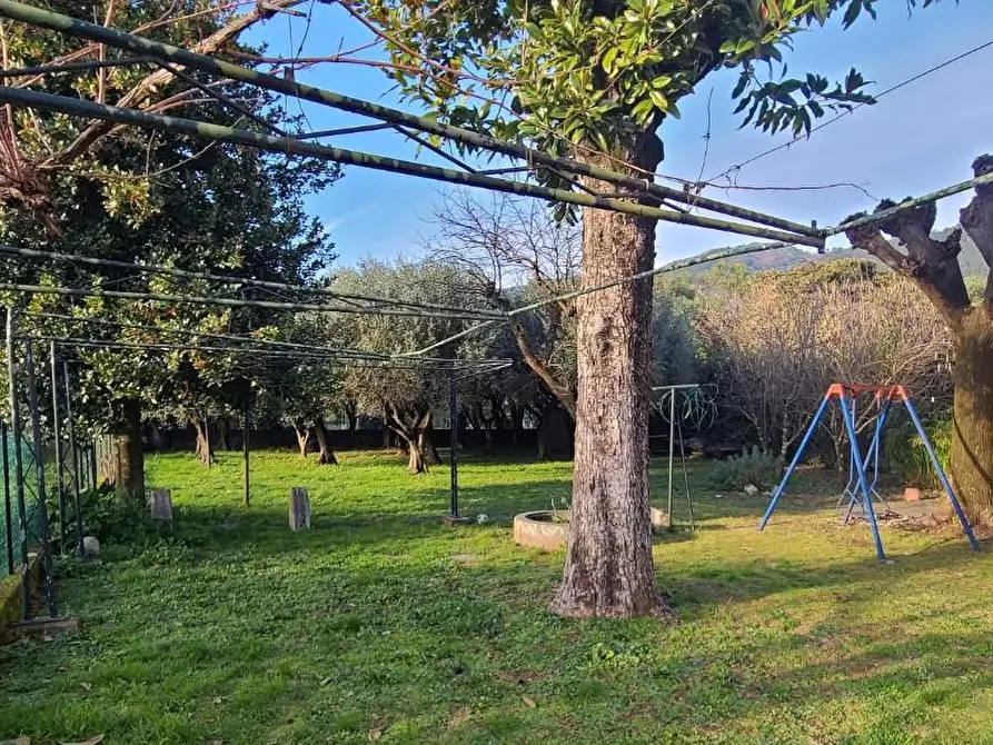 Immagine 8 di Casa indipendente in vendita  a Seravezza