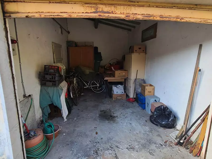 Immagine 35 di Casa indipendente in vendita  a Seravezza