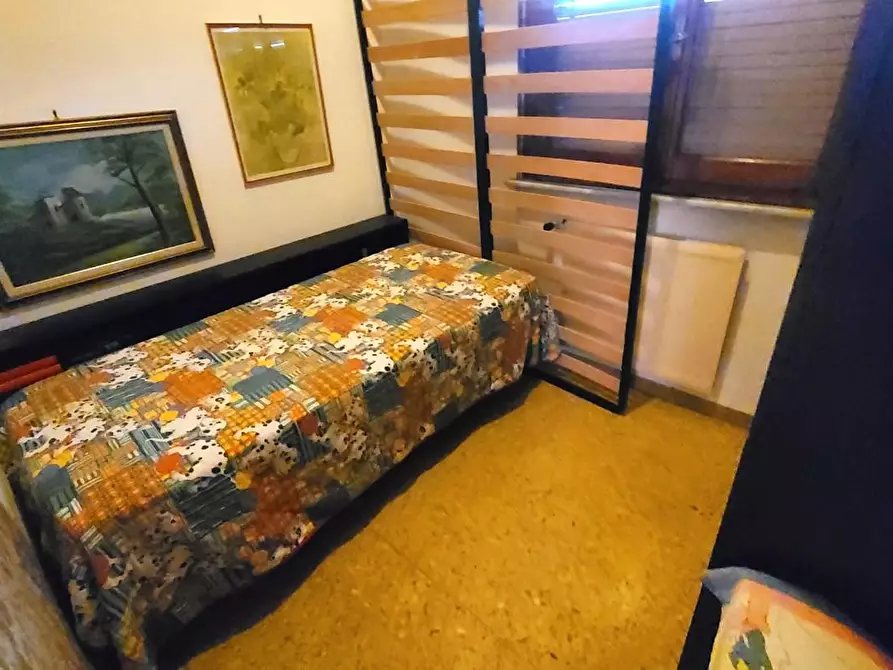 Immagine 28 di Casa indipendente in vendita  a Seravezza