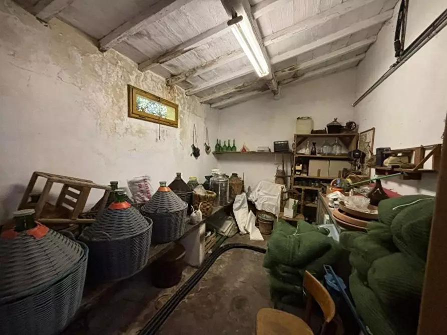 Immagine 37 di Casa indipendente in vendita  a Seravezza