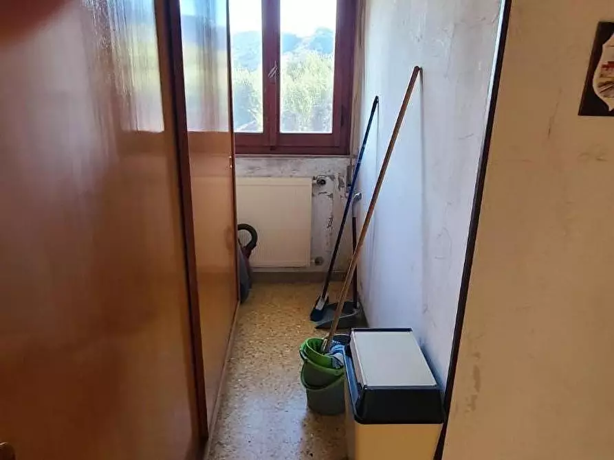 Immagine 31 di Casa indipendente in vendita  a Seravezza