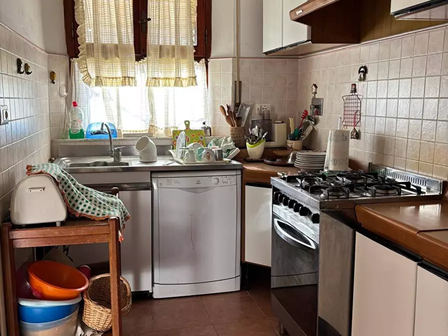 Immagine 24 di Villa in vendita  a Pisa