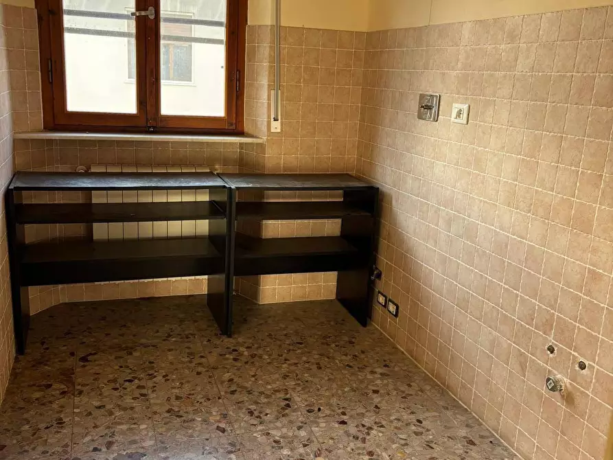 Immagine 9 di Villa in vendita  a Pisa