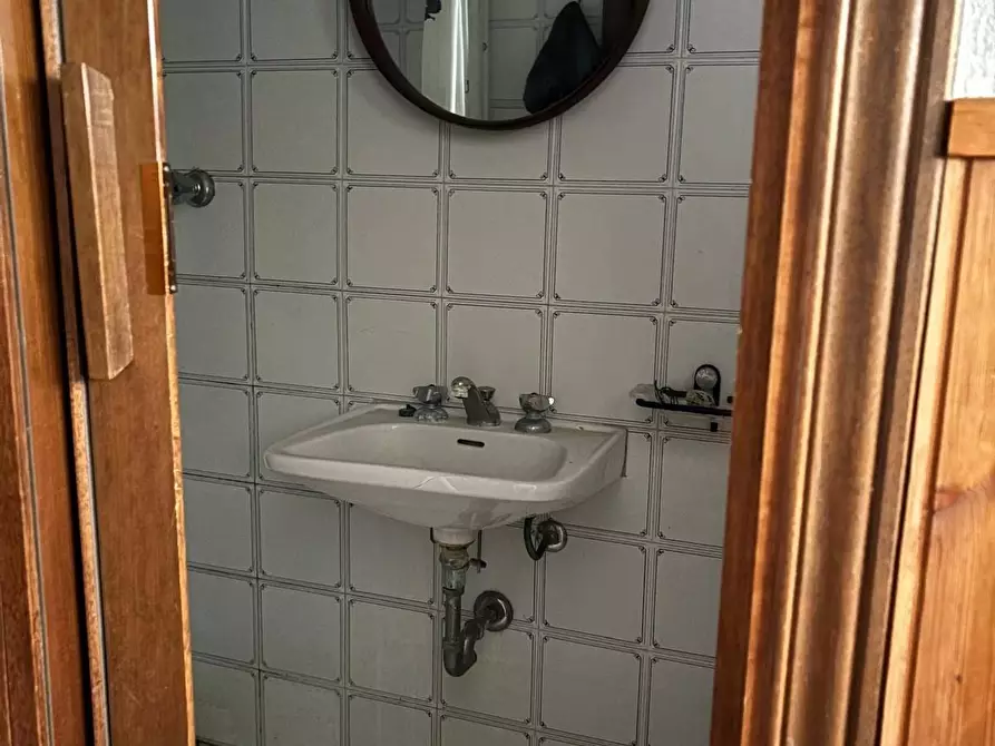 Immagine 25 di Villa in vendita  a Pisa