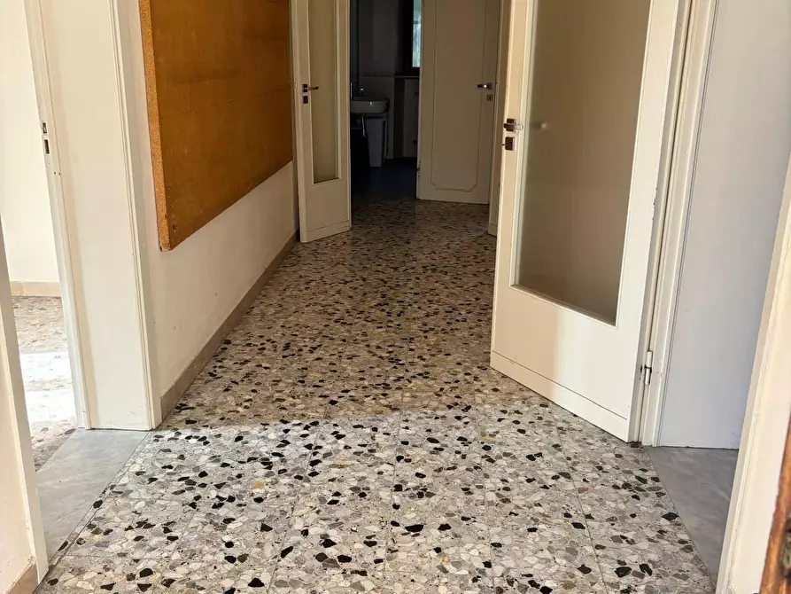 Immagine 30 di Villa in vendita  a Pisa