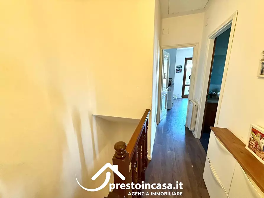 Immagine 14 di Villetta a schiera in vendita  a Viareggio