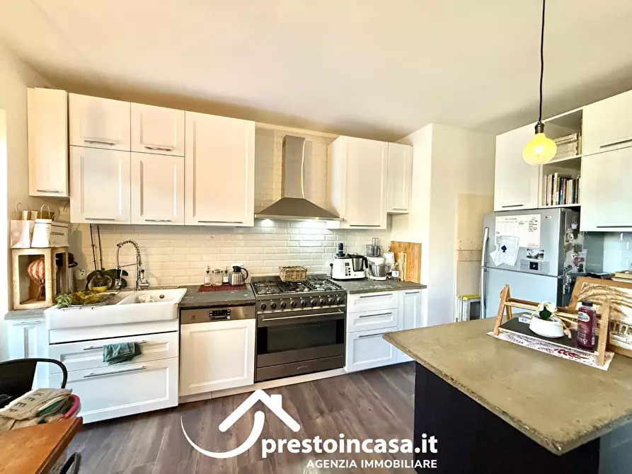 Immagine 7 di Villetta a schiera in vendita  a Viareggio