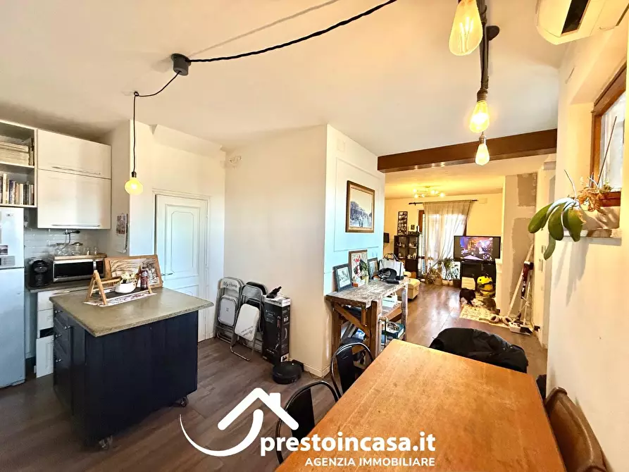 Immagine 6 di Villetta a schiera in vendita  a Viareggio