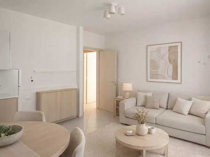 Immagine 4 di Mansarda in vendita  a Lucca