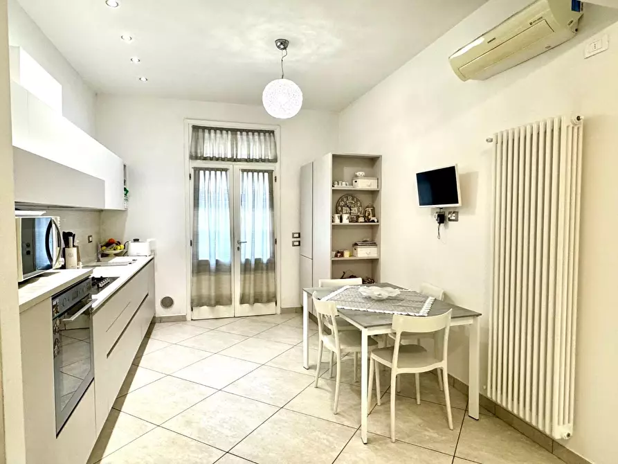 Immagine 19 di Appartamento in vendita  a Empoli