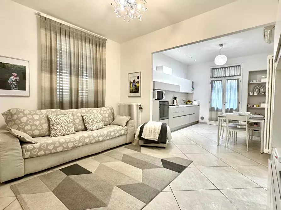 Immagine 11 di Appartamento in vendita  a Empoli