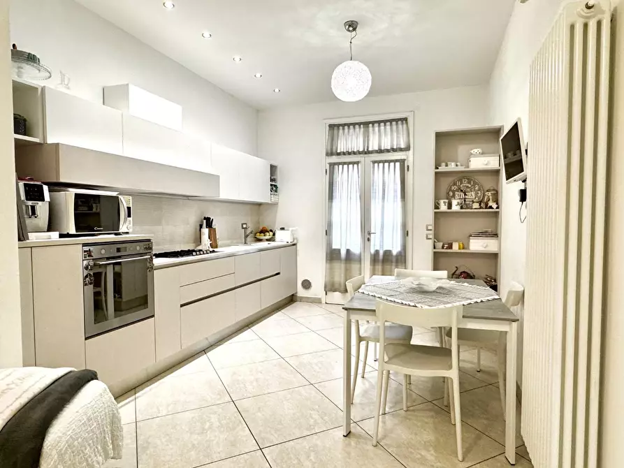 Immagine 18 di Appartamento in vendita  a Empoli