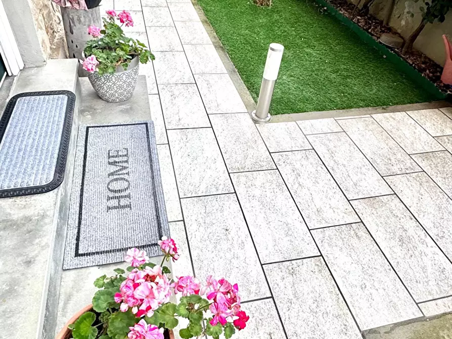 Immagine 6 di Appartamento in vendita  a Empoli