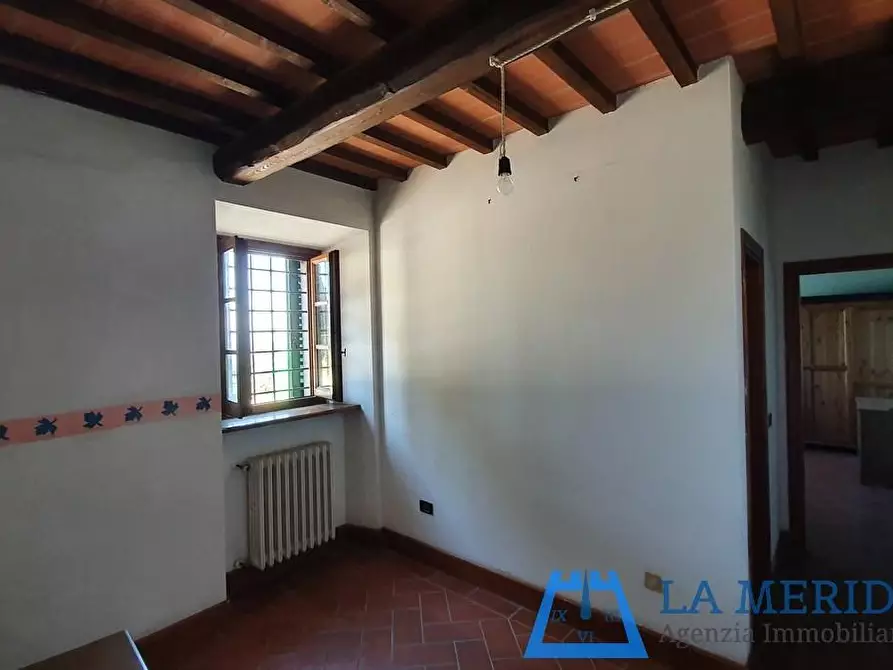 Immagine 12 di Casa colonica in vendita  a Lamporecchio
